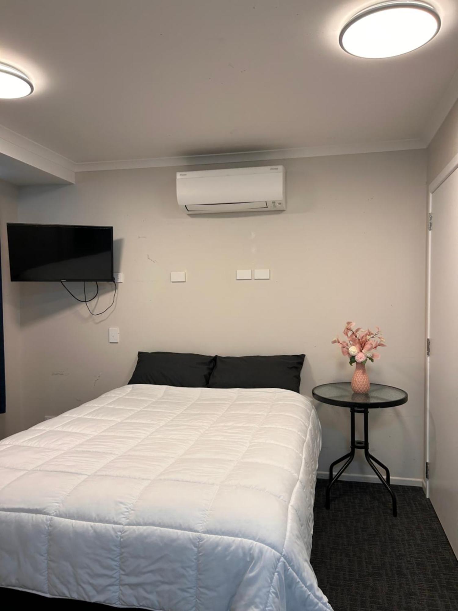 Terapa Motor Inn Hamilton Exteriör bild