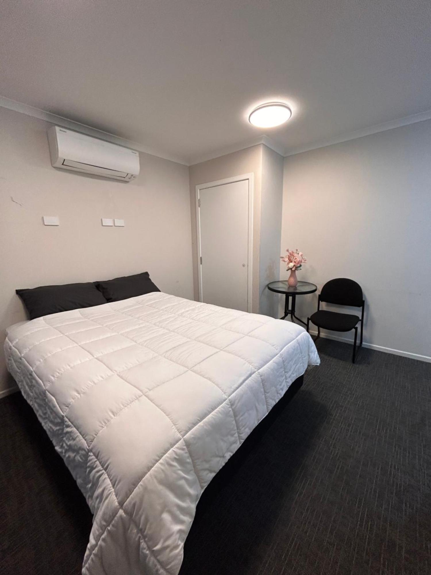 Terapa Motor Inn Hamilton Exteriör bild