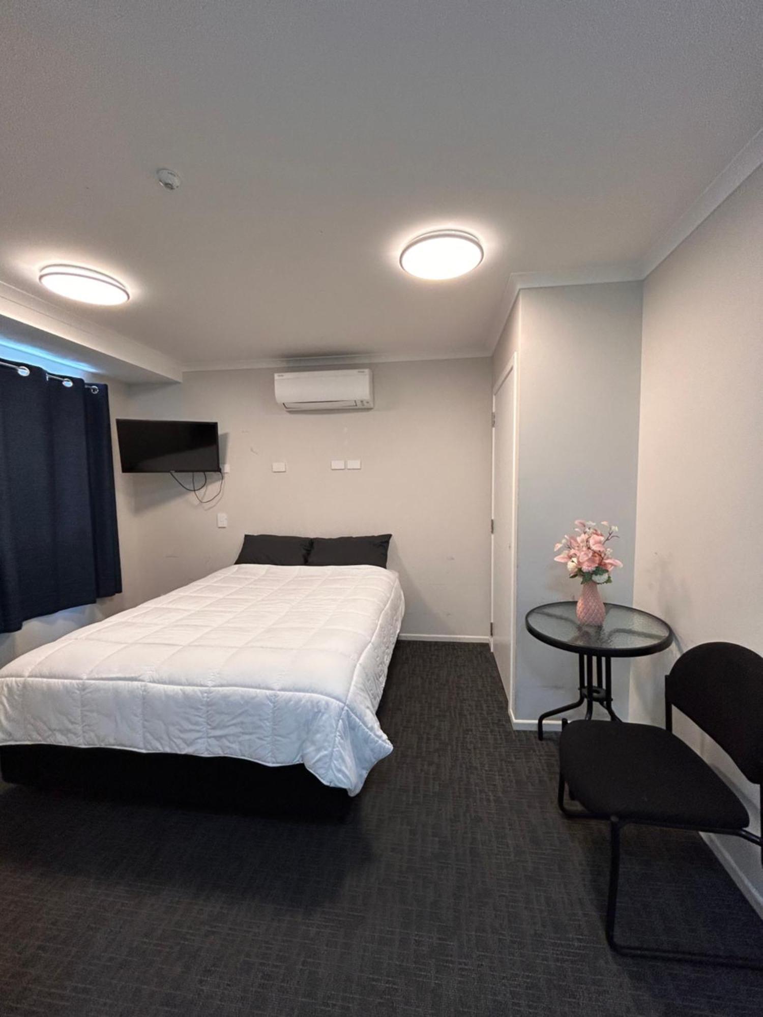 Terapa Motor Inn Hamilton Exteriör bild