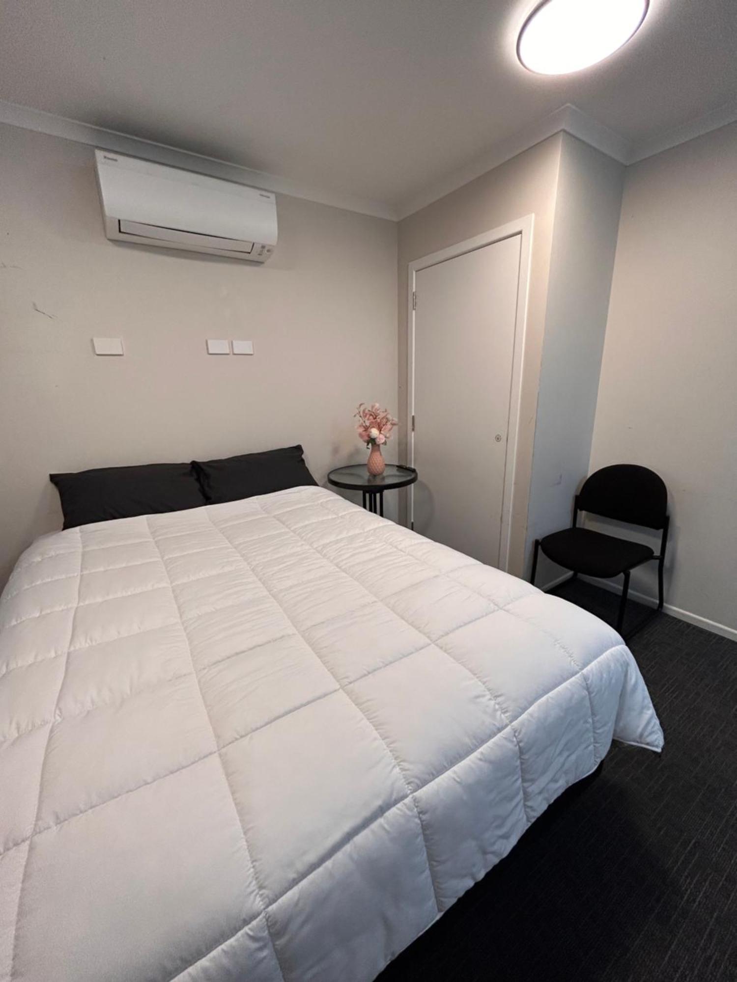 Terapa Motor Inn Hamilton Exteriör bild