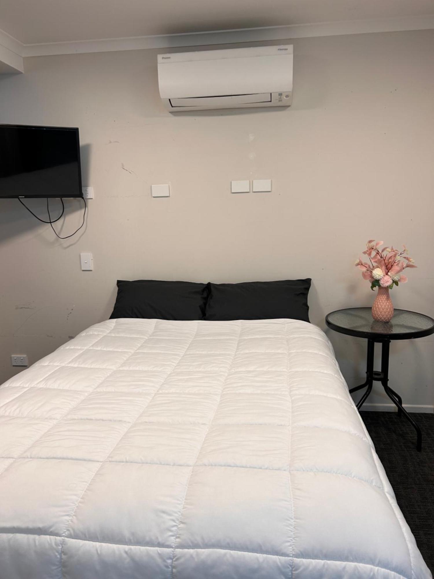 Terapa Motor Inn Hamilton Exteriör bild